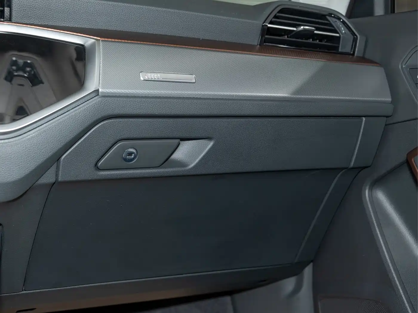 Audi Q3 2023 35 TFSI Fashion Elegance (1.4T) фото 15