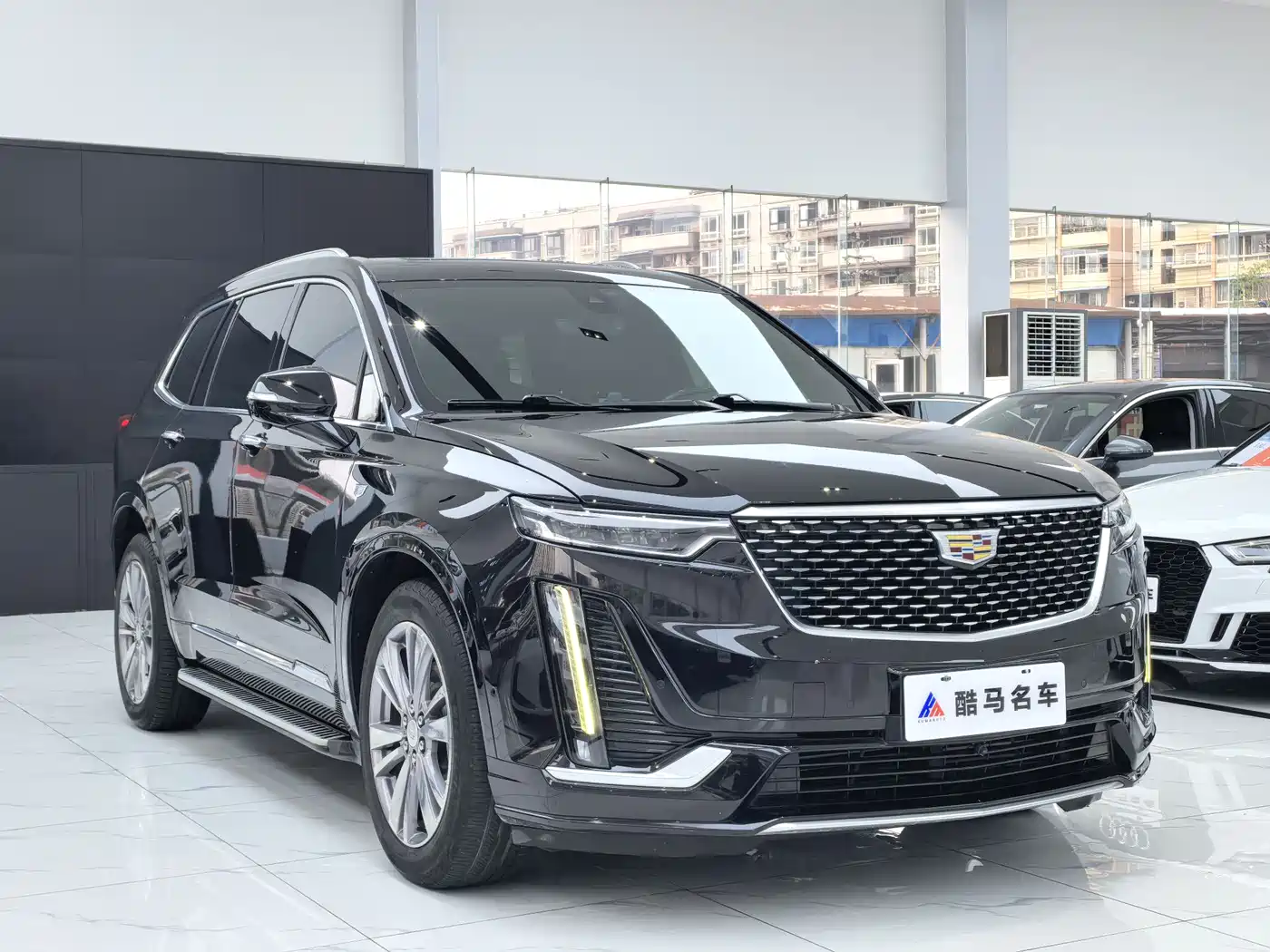 Cadillac XT6 2020 28T 6-Seater 4WD Luxury Model фото 3