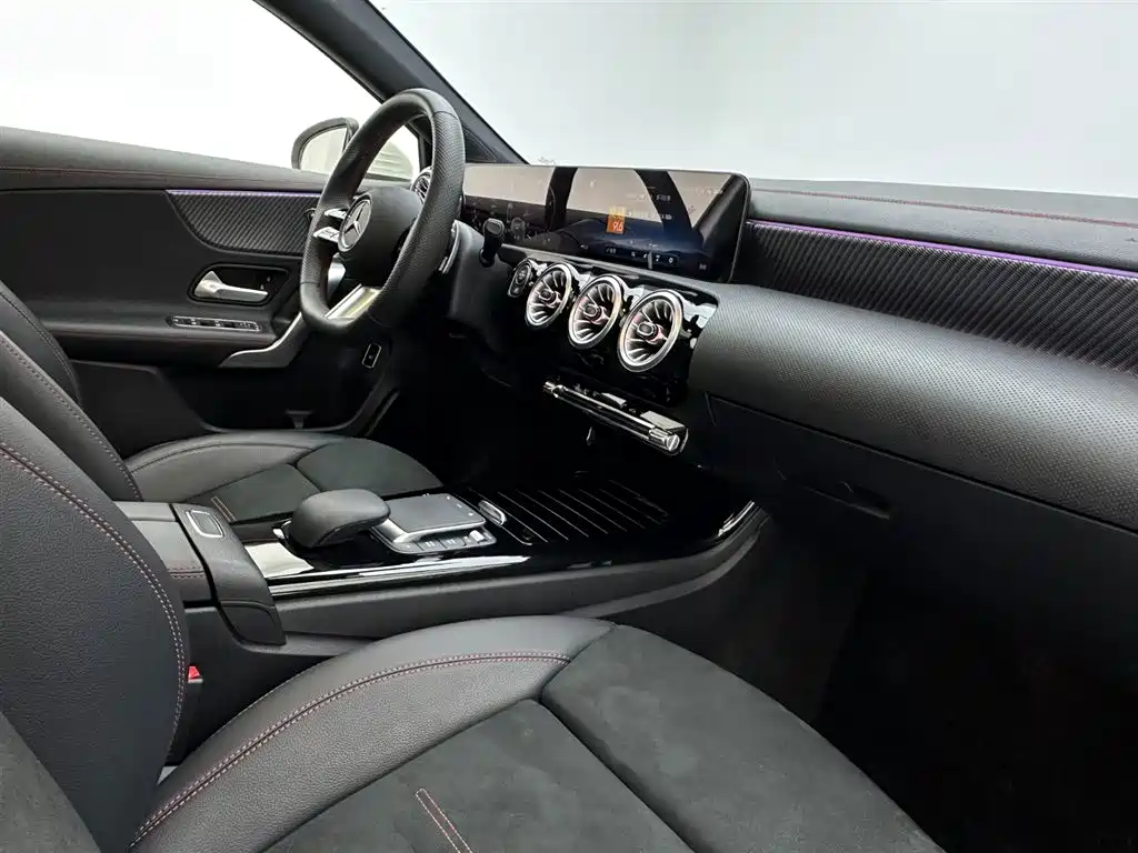 MERCEDES-BENZ CLASS A