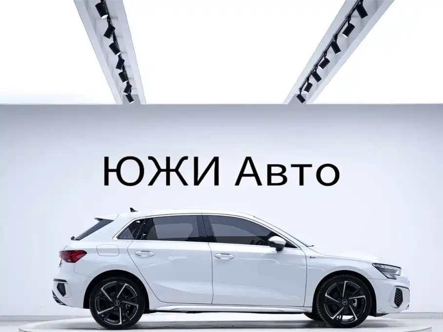 Audi A3 2023 Sportback 35 TFSI Fashion Sport фото 4
