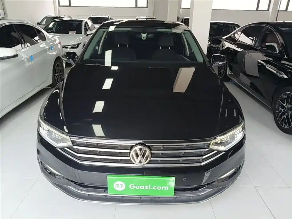 Volkswagen Magotan 2020 330TSI DSG Leading фото 3
