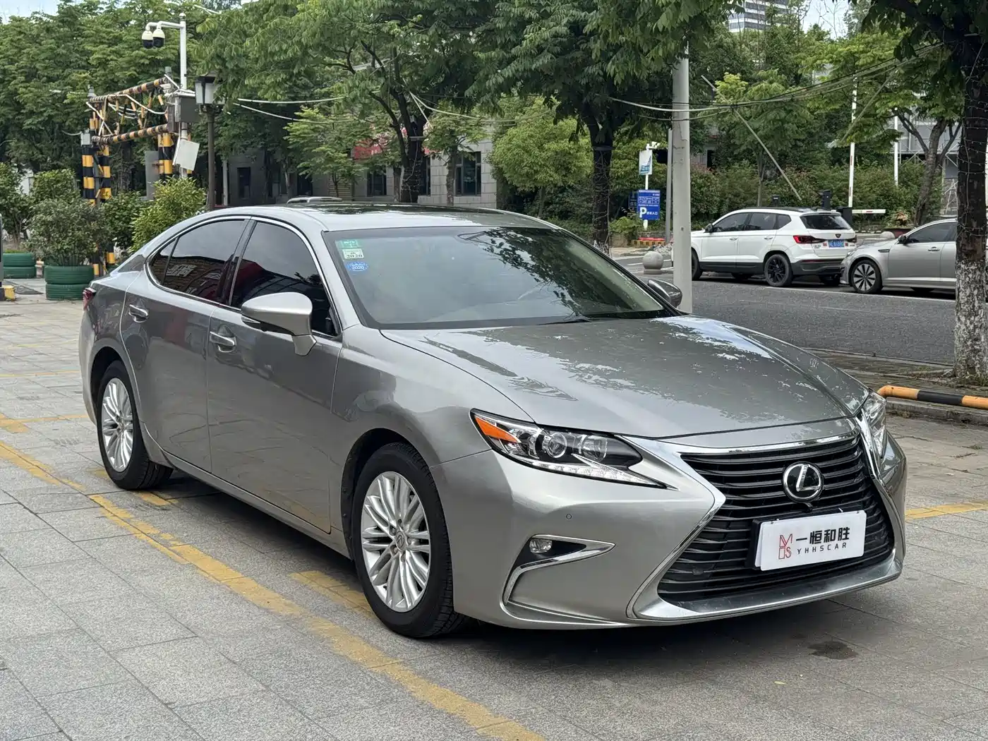 Lexus ES 2015 200 Elite Edition фото 3