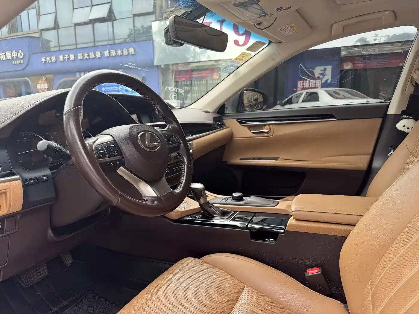 Lexus ES 2015 200 Elite Edition фото 6