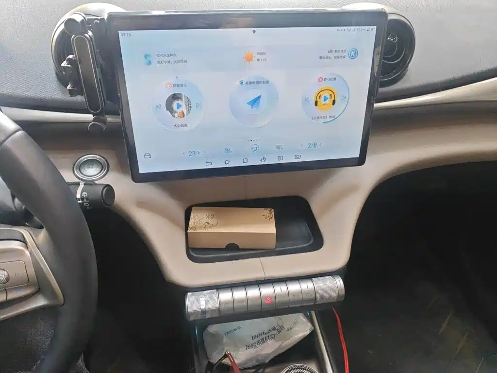 Фото 9 - BYD Dolphin