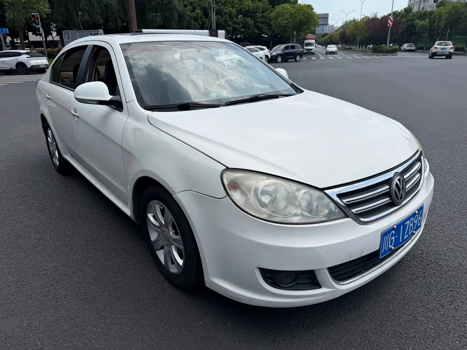 Photo 3 - Volkswagen Lavida