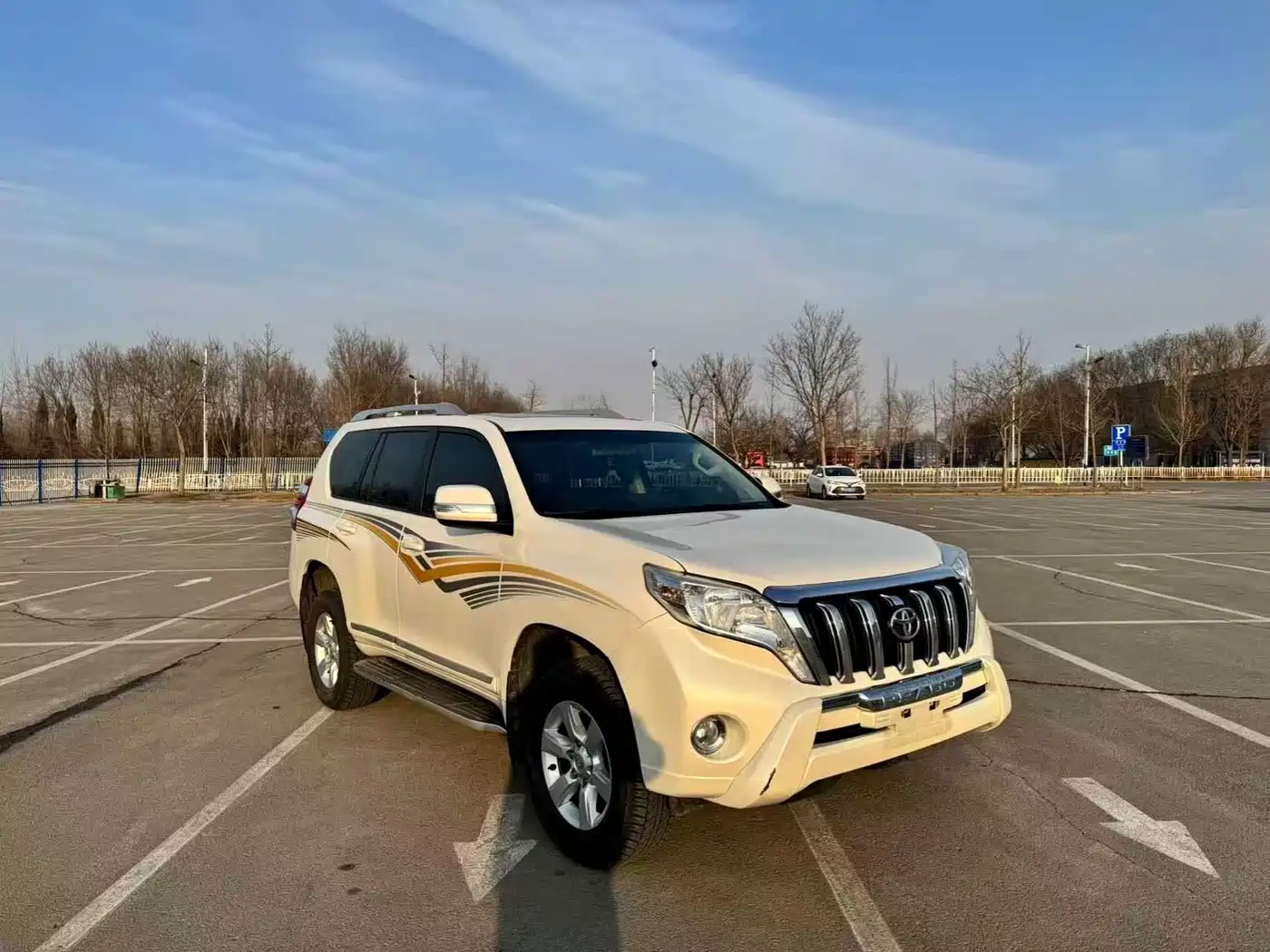 Toyota Prado 2016 2.7L Auto Luxury Edition фото 3