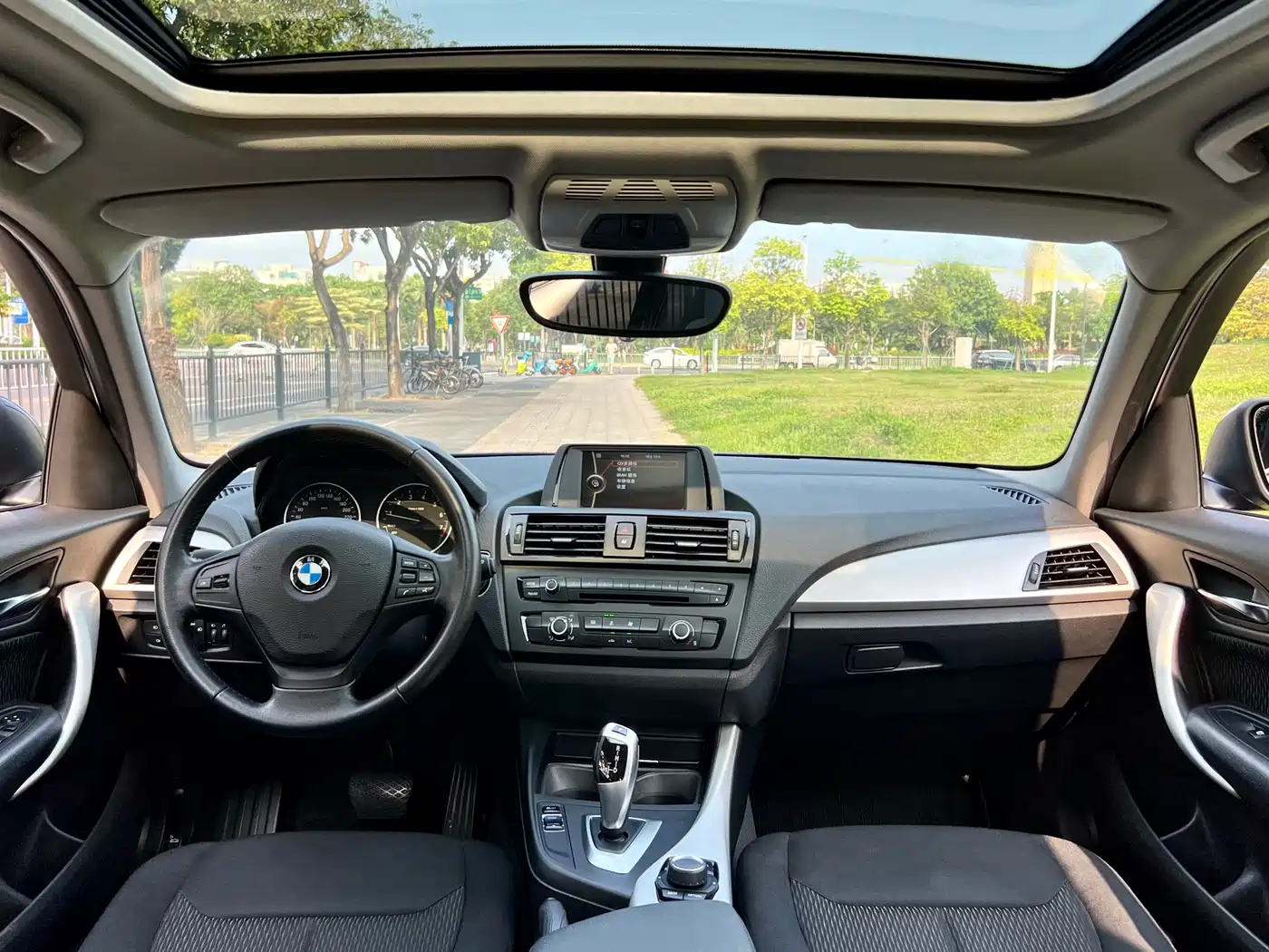 BMW 1 Series (Import) 2013 Facelift 116i Leading Model фото 7