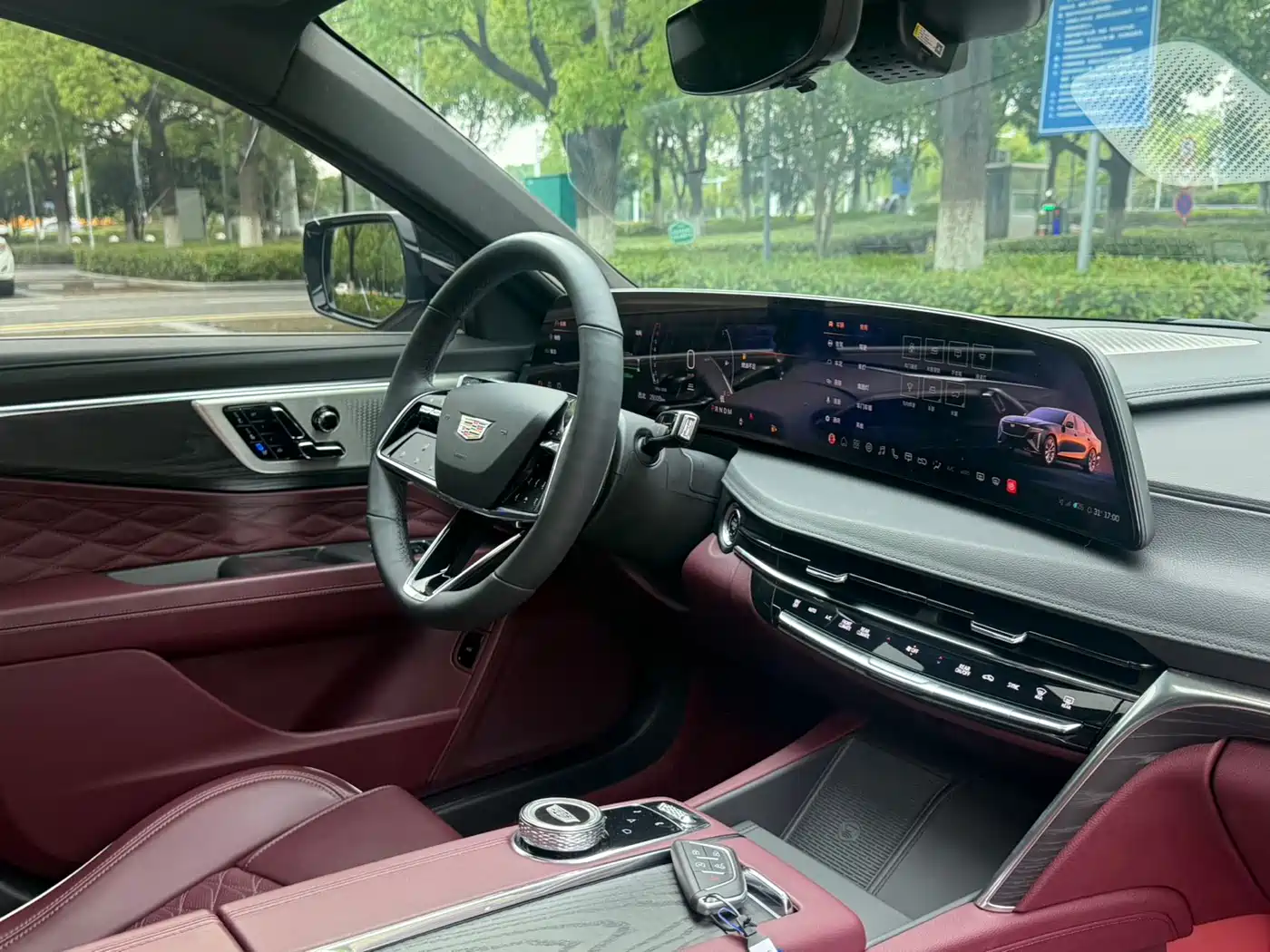 CADILLAC CT6