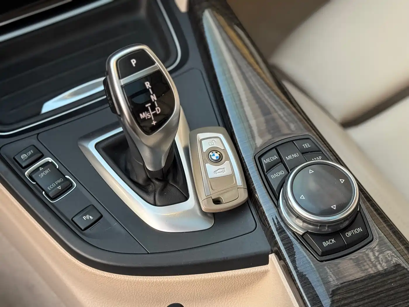 BMW 3 Series GT 2013 335i Trend Design Package фото 11