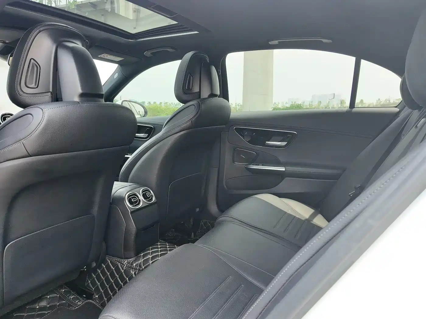 Mercedes-Benz C-Class 2022 C 200 L Sport Version фото 9