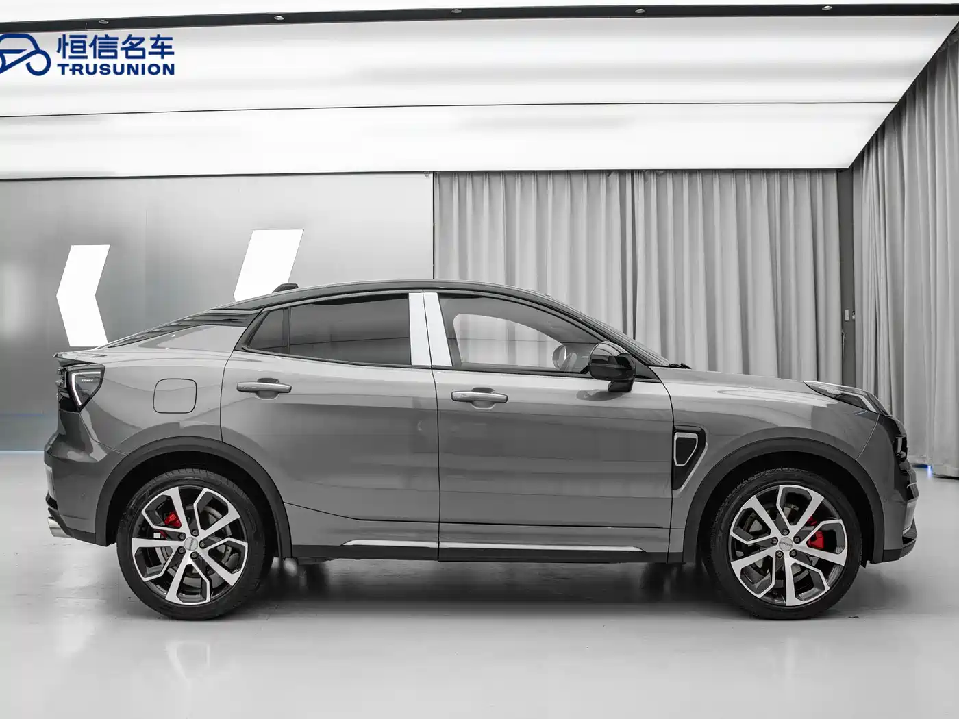 Lynk & Co 05 2020 2.0TD 4WD Halo Edition фото 7