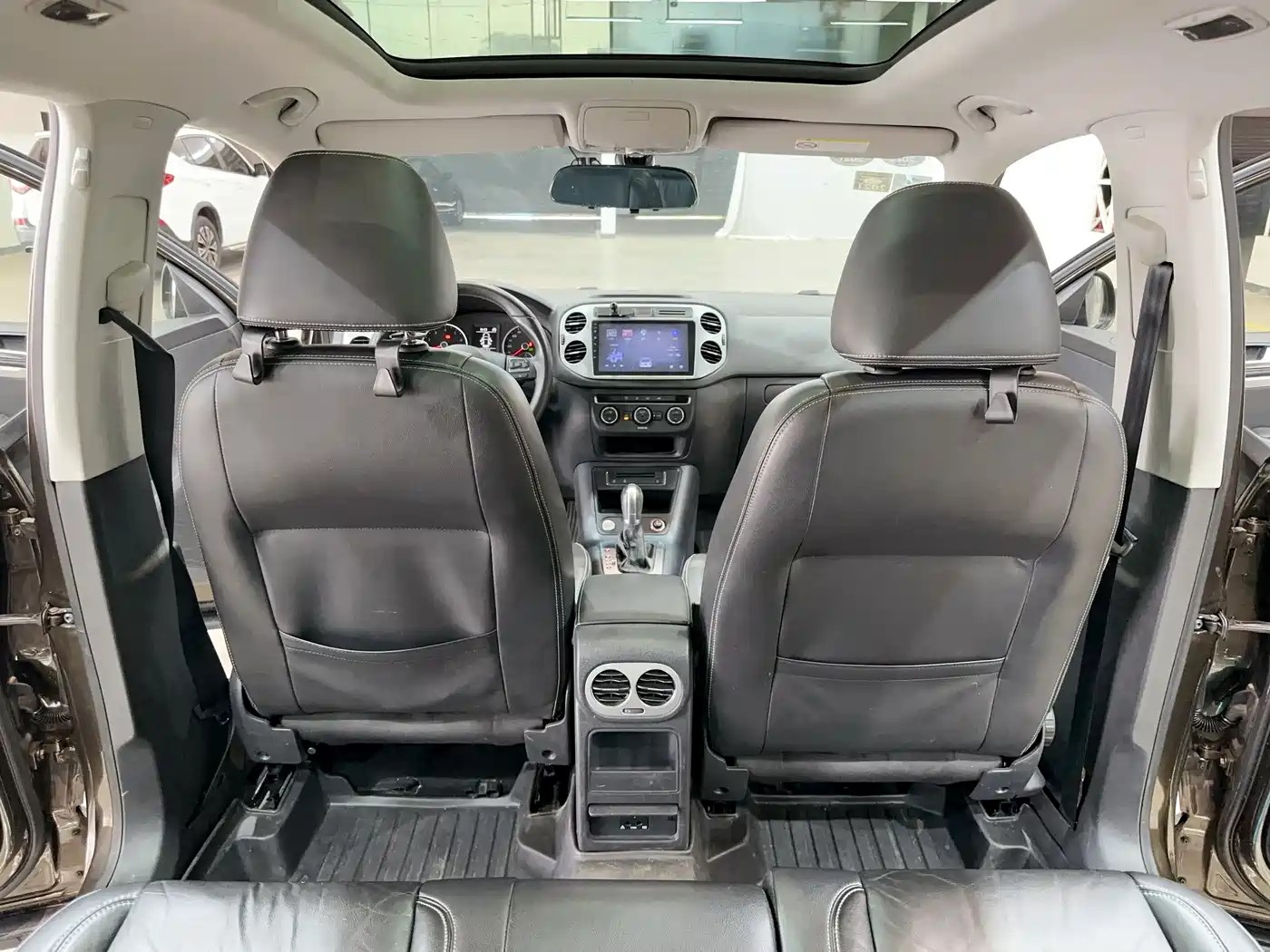 Volkswagen Tiguan 2016 280TSI Automatic 2WD Silk Road Comfort фото 21