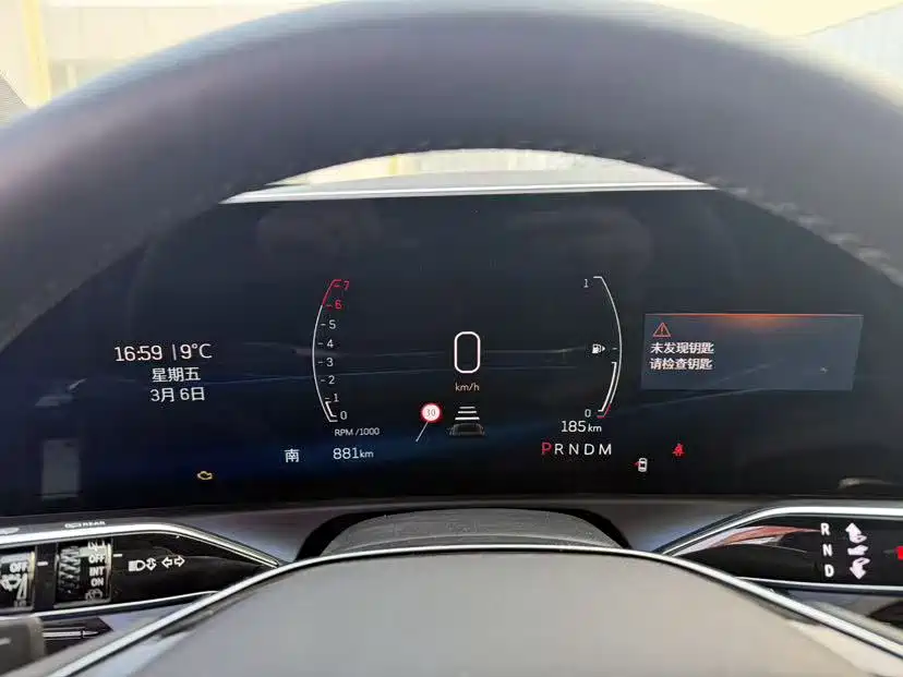 Cadillac GT4 2023 25T Luxury Edition фото 7