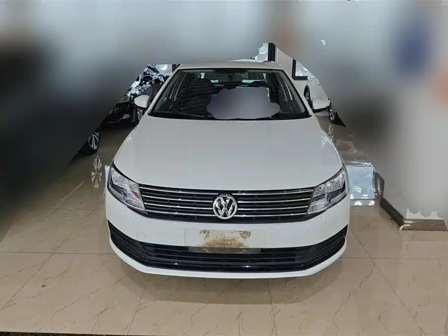 Volkswagen Lavida 2017 1.6L Automatic Trend Edition фото 2