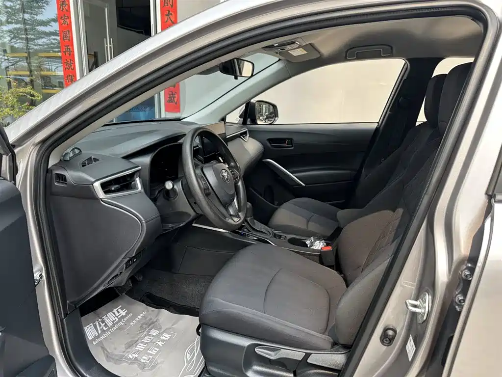Toyota Corolla Cross 2024 2.0L Smart Hybrid Dual Engine Pioneer Edition фото 10