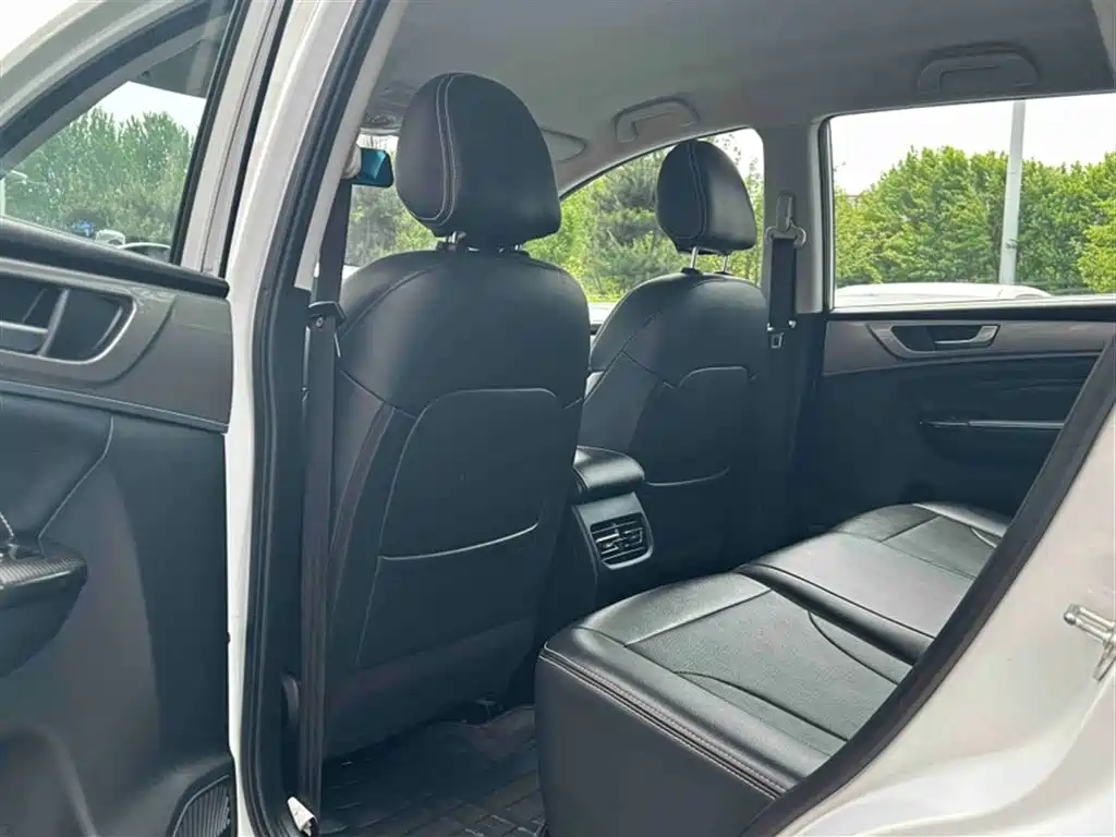 Haval M6 2021 PLUS 1.5T DCT Elite Smart Connect фото 14