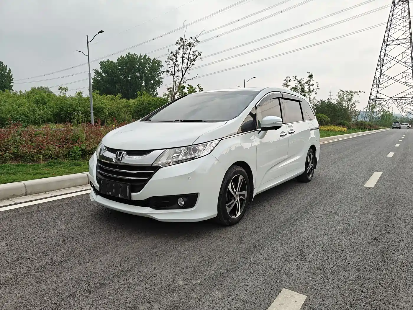 Honda Odyssey 2015 Facelift 2.4L Luxury Edition