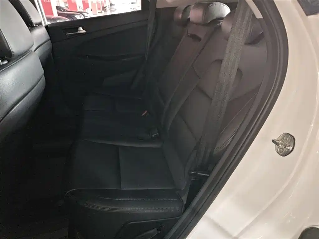 Hyundai Tucson 2015 1.6T Dual Clutch 2WD Smart фото 17