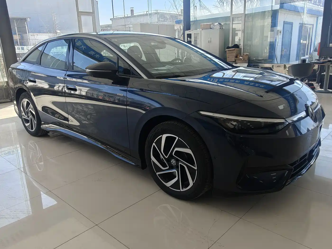 VOLKSWAGEN ID.7 VIZZION