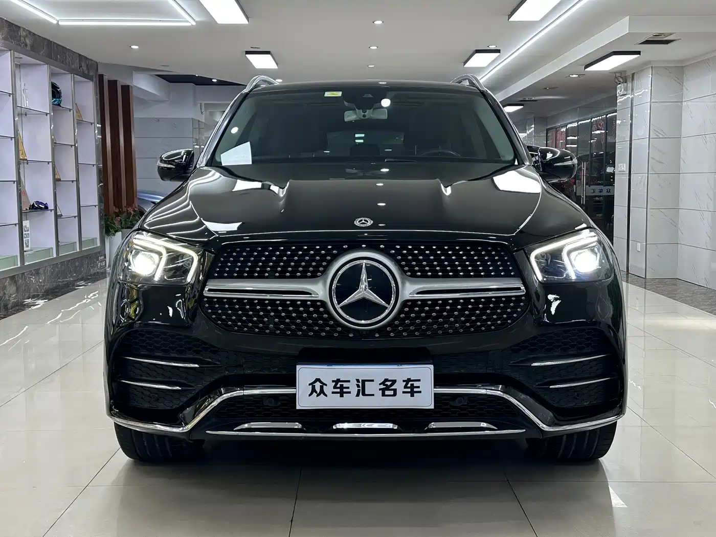 Mercedes-Benz GLE 2020 Facelift GLE 450 4MATIC Dynamic фото 2