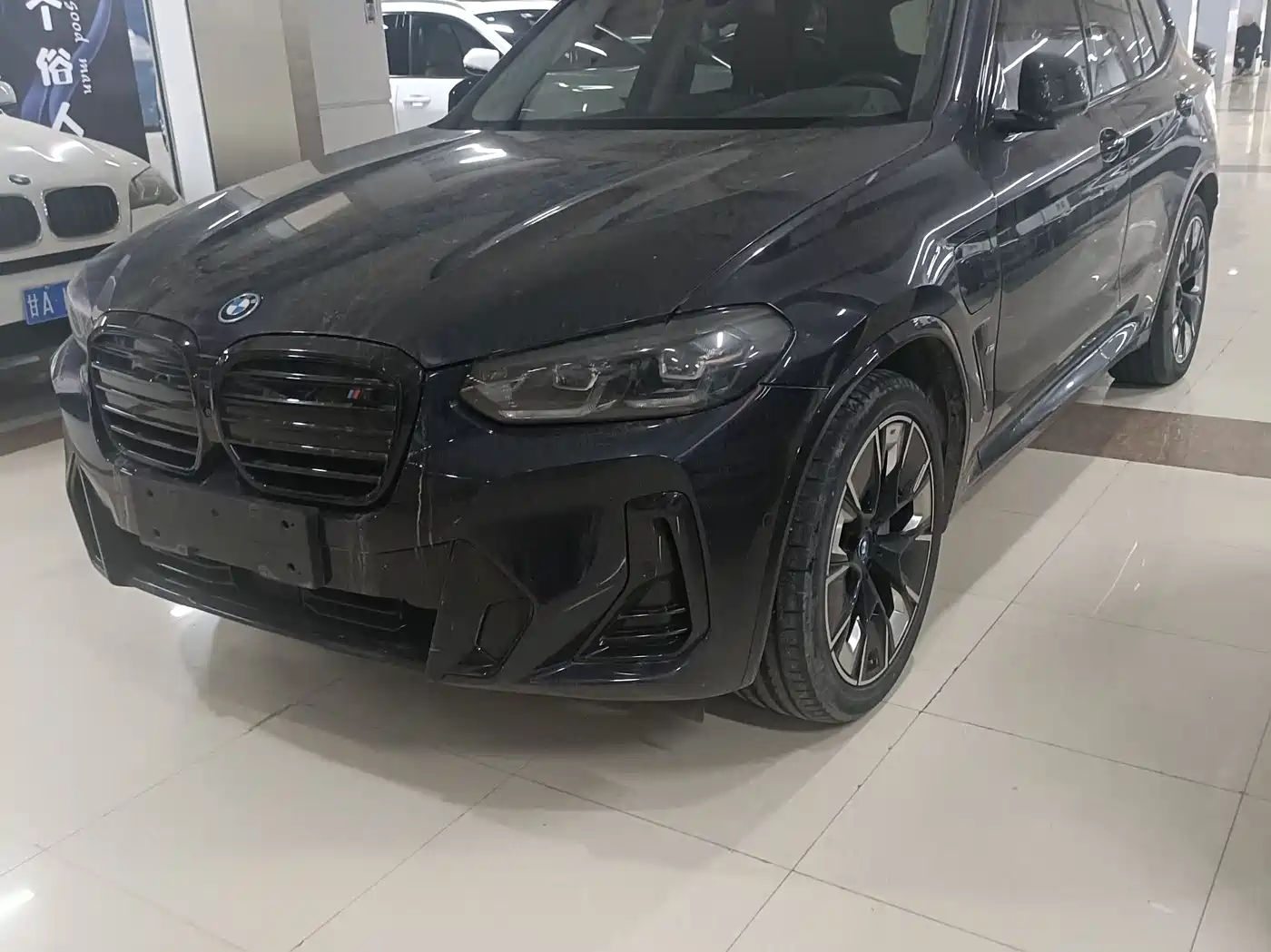 BMW IX3