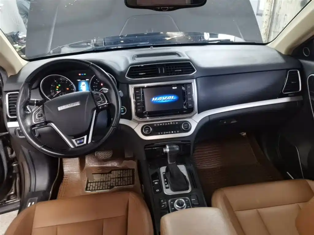 Haval H6 Coupe 2016 Blue Label 1.5T Automatic 2WD Urban фото 10
