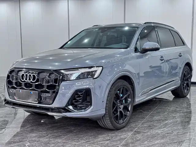 Audi Q7 2024 55 TFSI quattro S line Sport