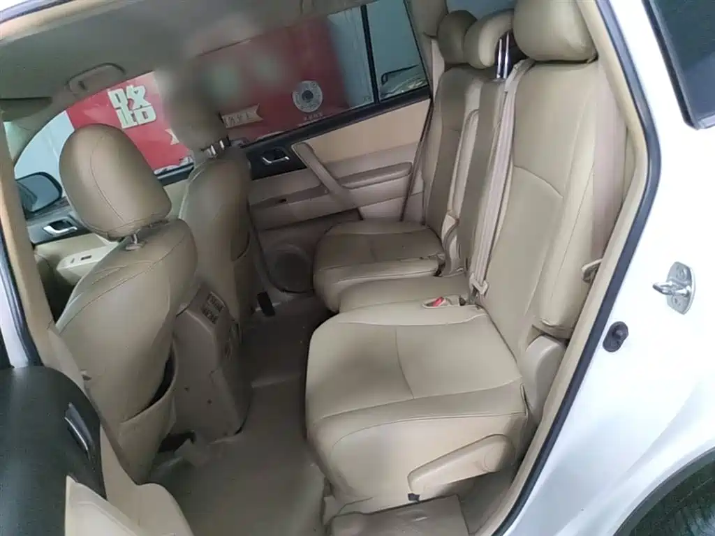 Toyota Highlander 2012 2.7L 2WD 5-seater Elite Edition фото 17