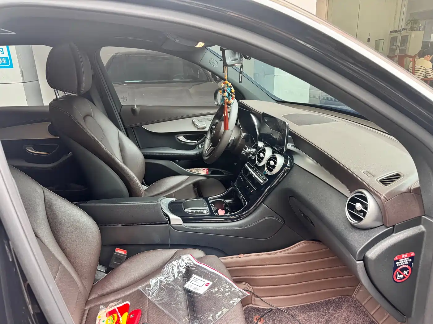 Mercedes-Benz GLC 2020 Facelift GLC 260 L 4MATIC Dynamic фото 5