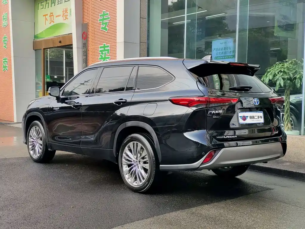 Toyota Highlander 2024 2023 2.5L Smart Hybrid Dual Engine AWD Premium 7-Seater