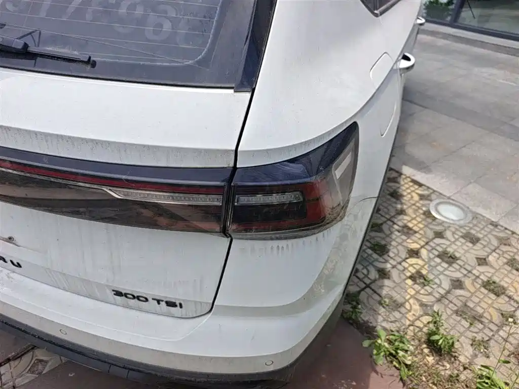 Volkswagen Tharu 2024 300TSI 2WD Moon Premium Edition фото 8