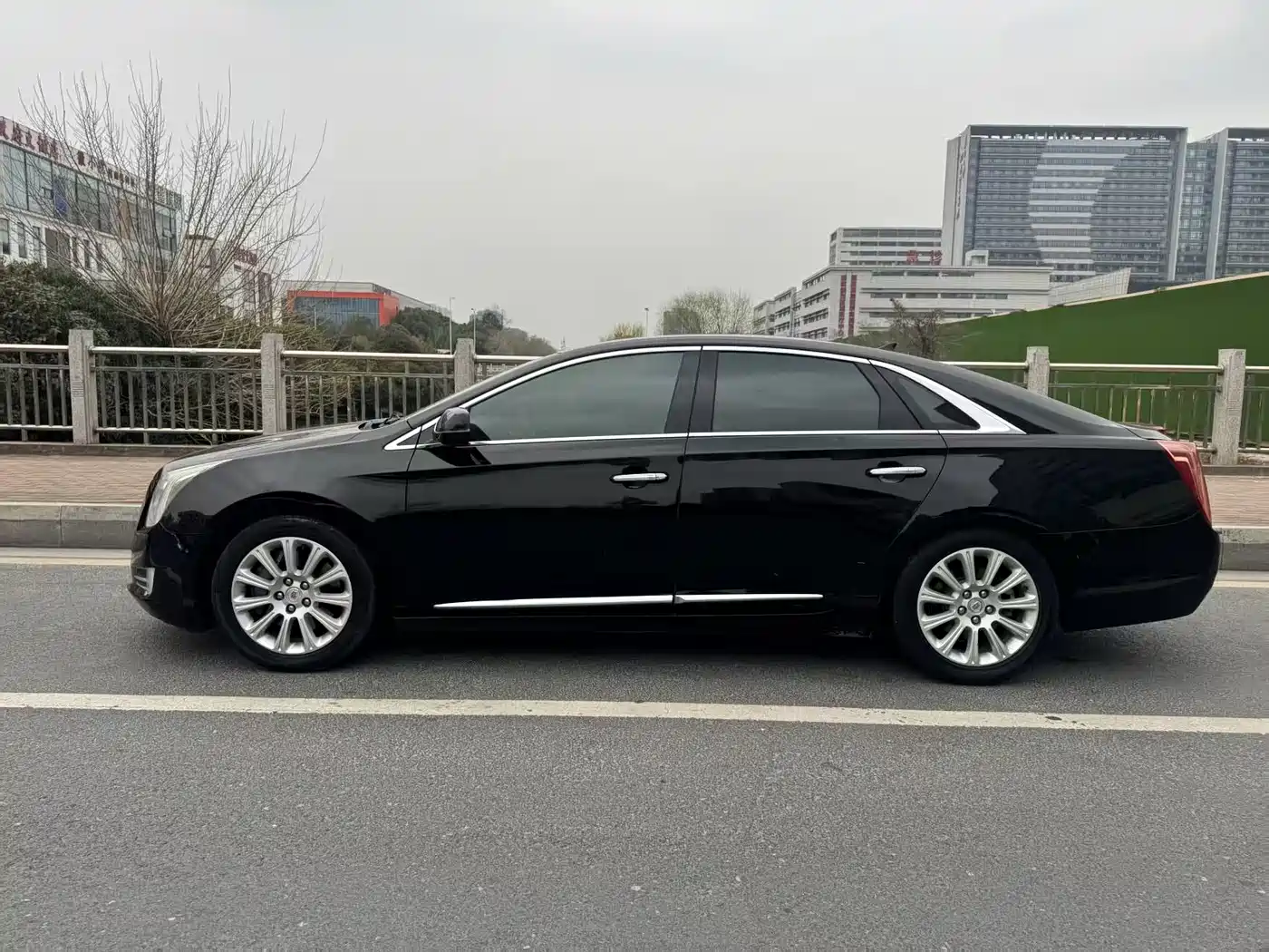 Cadillac XTS 2013 28T Luxury фото 7