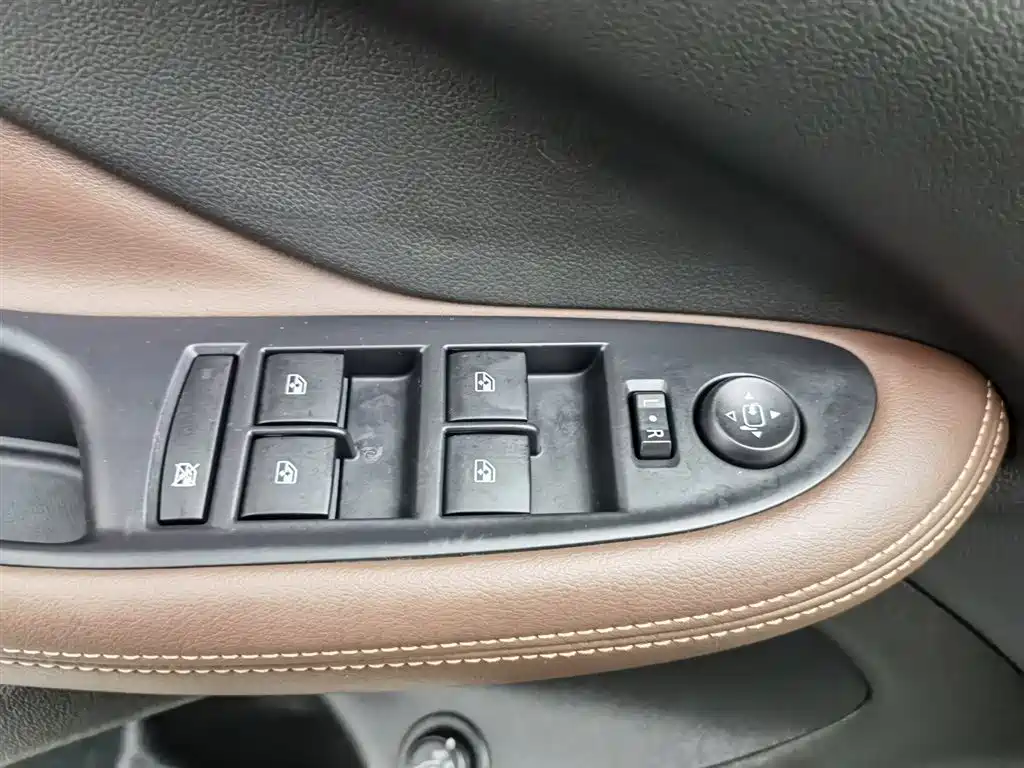 Buick Envision Plus 2020 28T AWD Elite фото 9