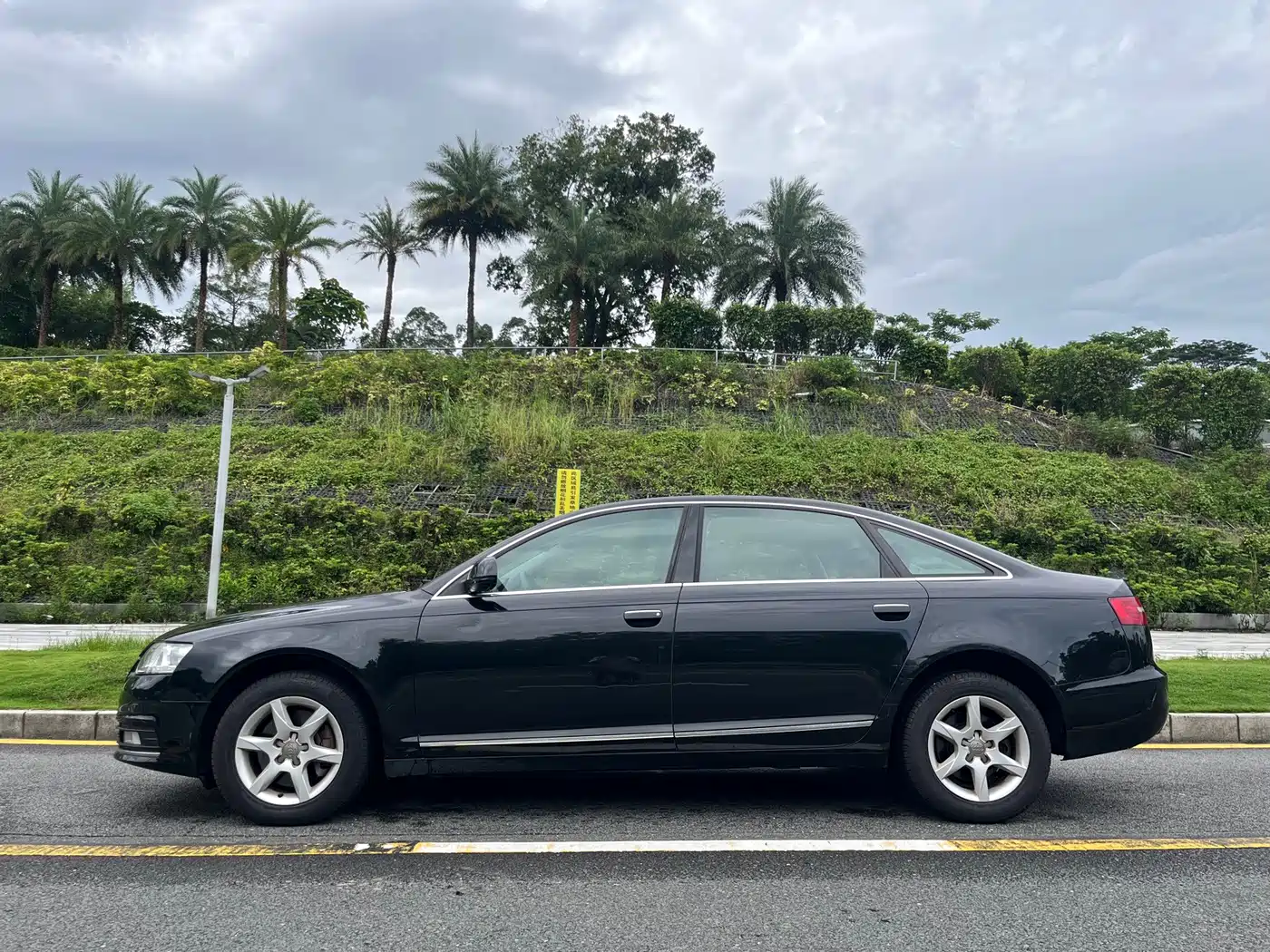 Фото 3 - Audi A6L