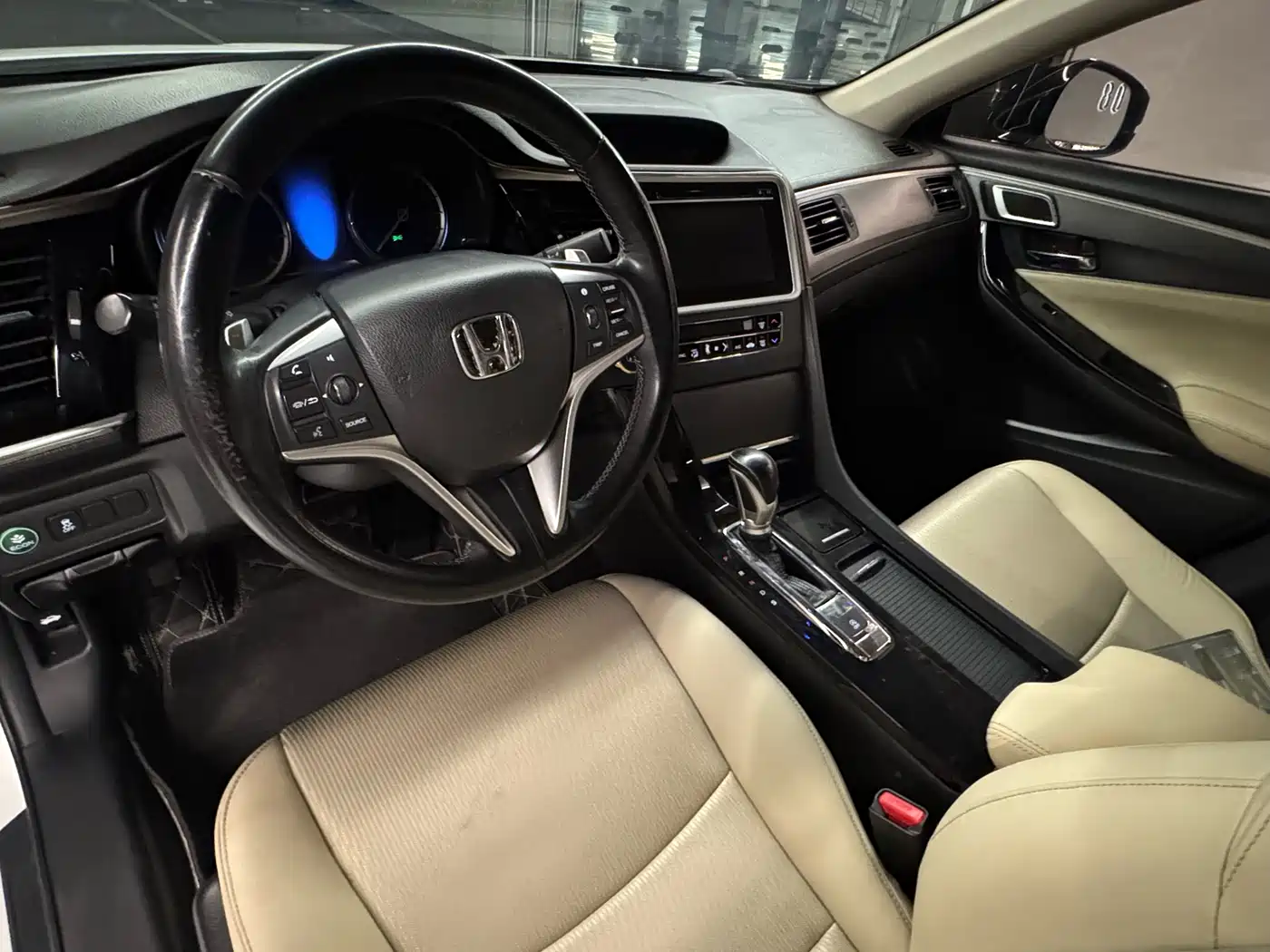Honda Spirior 2016 2015 2.0L Luxury Edition