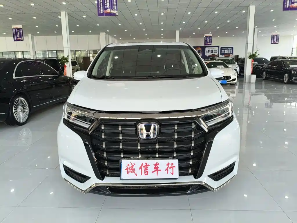 Honda Elysion 2024 2024 2.0L e:HEV Luxury Edition