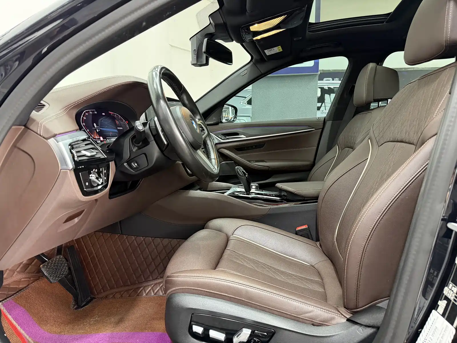 صورة 5 - BMW 5 Series