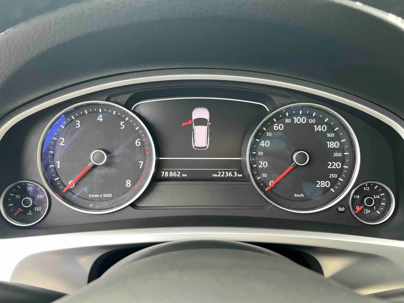 Volkswagen Touareg 2011 3.0TSI Comfort фото 15