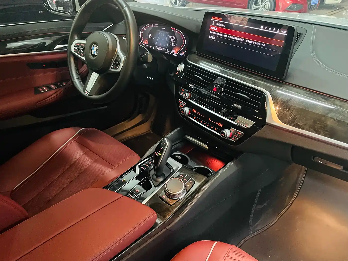 BMW 5 Series 2022 525Li M Sport Package фото 15