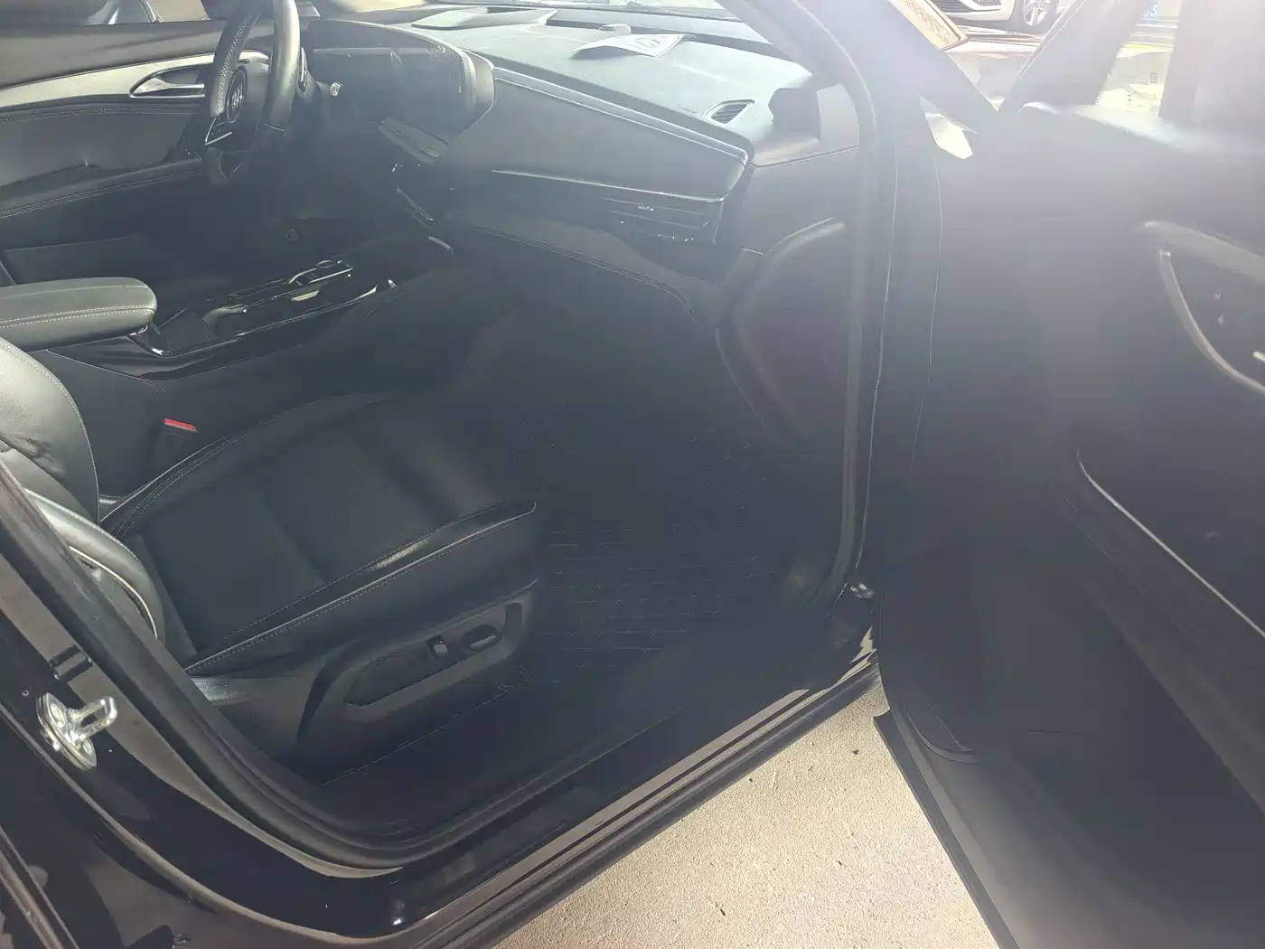 Buick Envision Plus 2024 2024 Envision Plus 28T 2WD Premium Edition