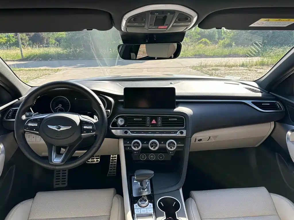Genesis G70 2023 Model 2.0T RWD Luxury Edition фото 10