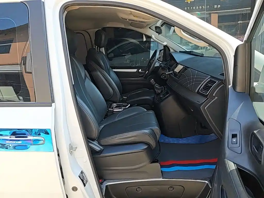 SAIC Maxus Maxus G10 2023 2023 Facelift 2.0L Manual Multi-Purpose Edition Gasoline 7-Seater