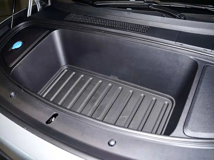 Li Auto i6 2026 2025 2WD Base Model