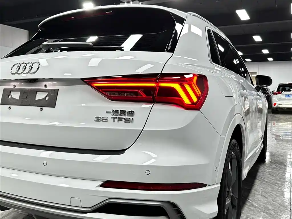 Audi Q3 2022 35 TFSI Fashion Dynamic фото 8