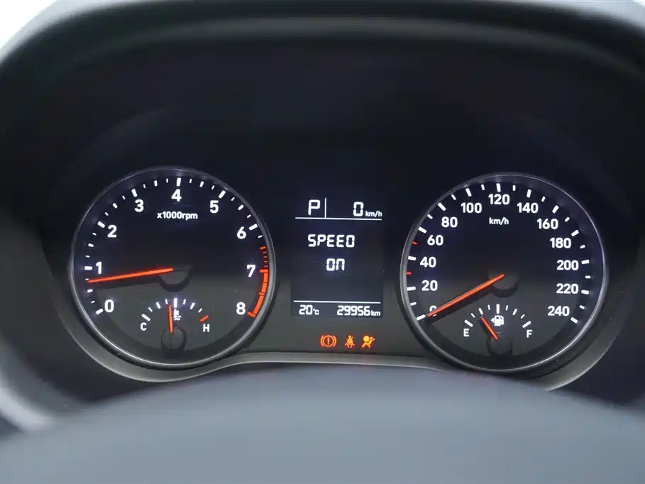 Hyundai Elantra 2020 1.6L Auto GL Pleasing Edition фото 8