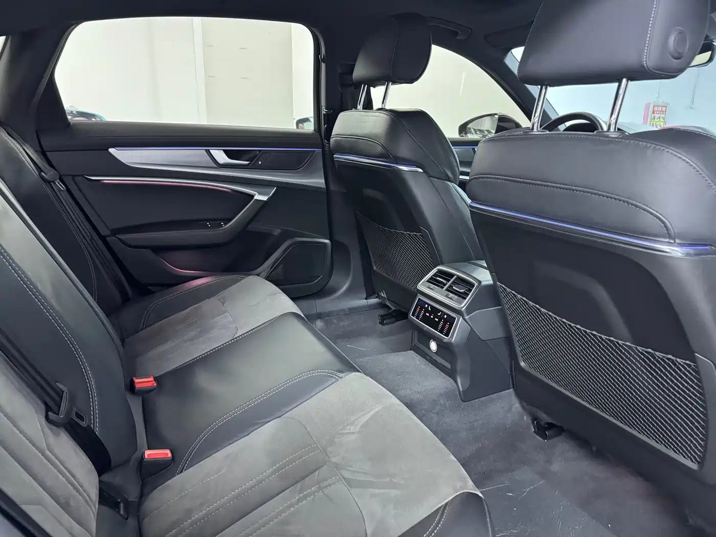 Audi A6L 2021 45 TFSI Exclusive Sport фото 15