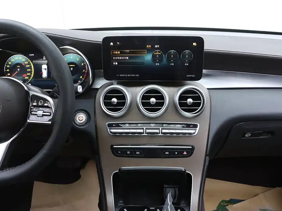 Mercedes-Benz GLC 2022 Facelift GLC 300 L 4MATIC Dynamic Collector's Edition фото 25