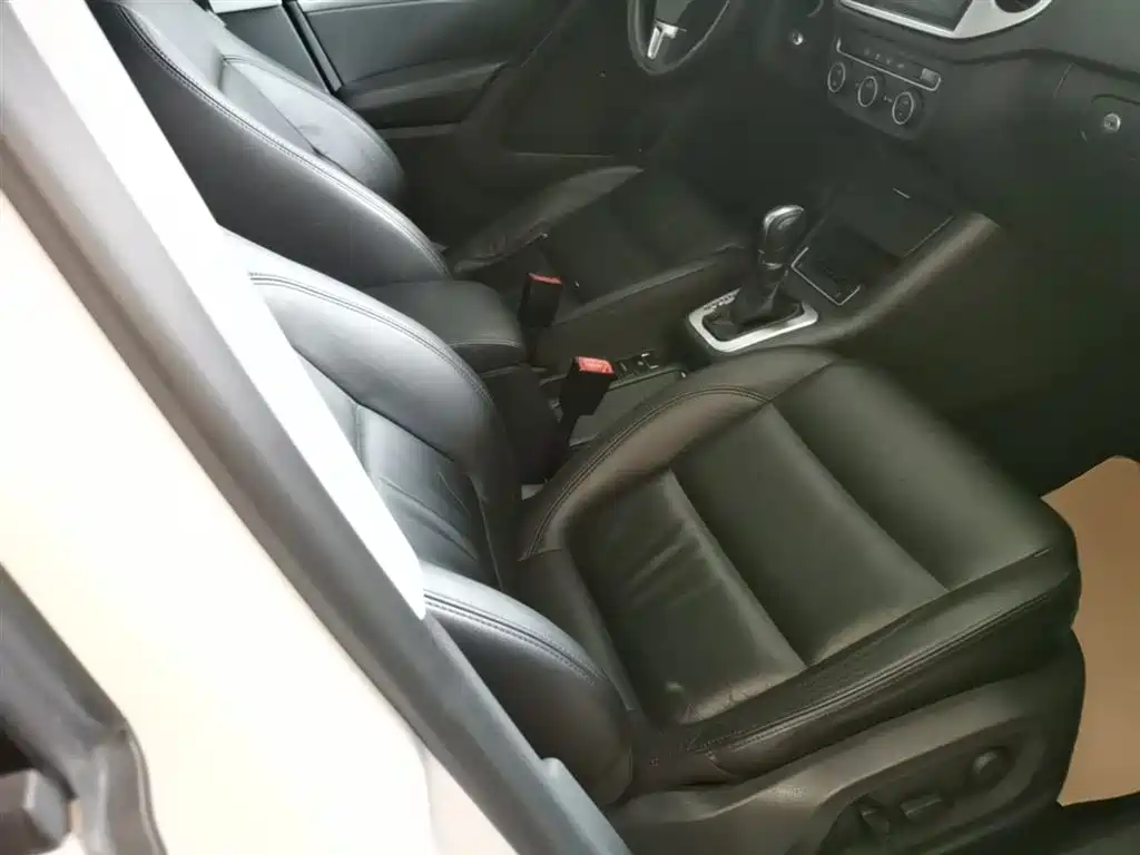 Volkswagen Tiguan 2015 1.8TSI Automatic 2WD Comfortline фото 25