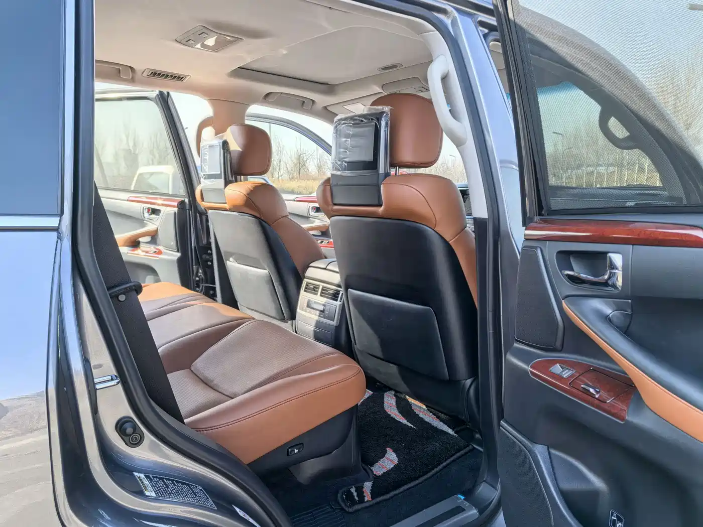Lexus LX 2013 570 фото 14