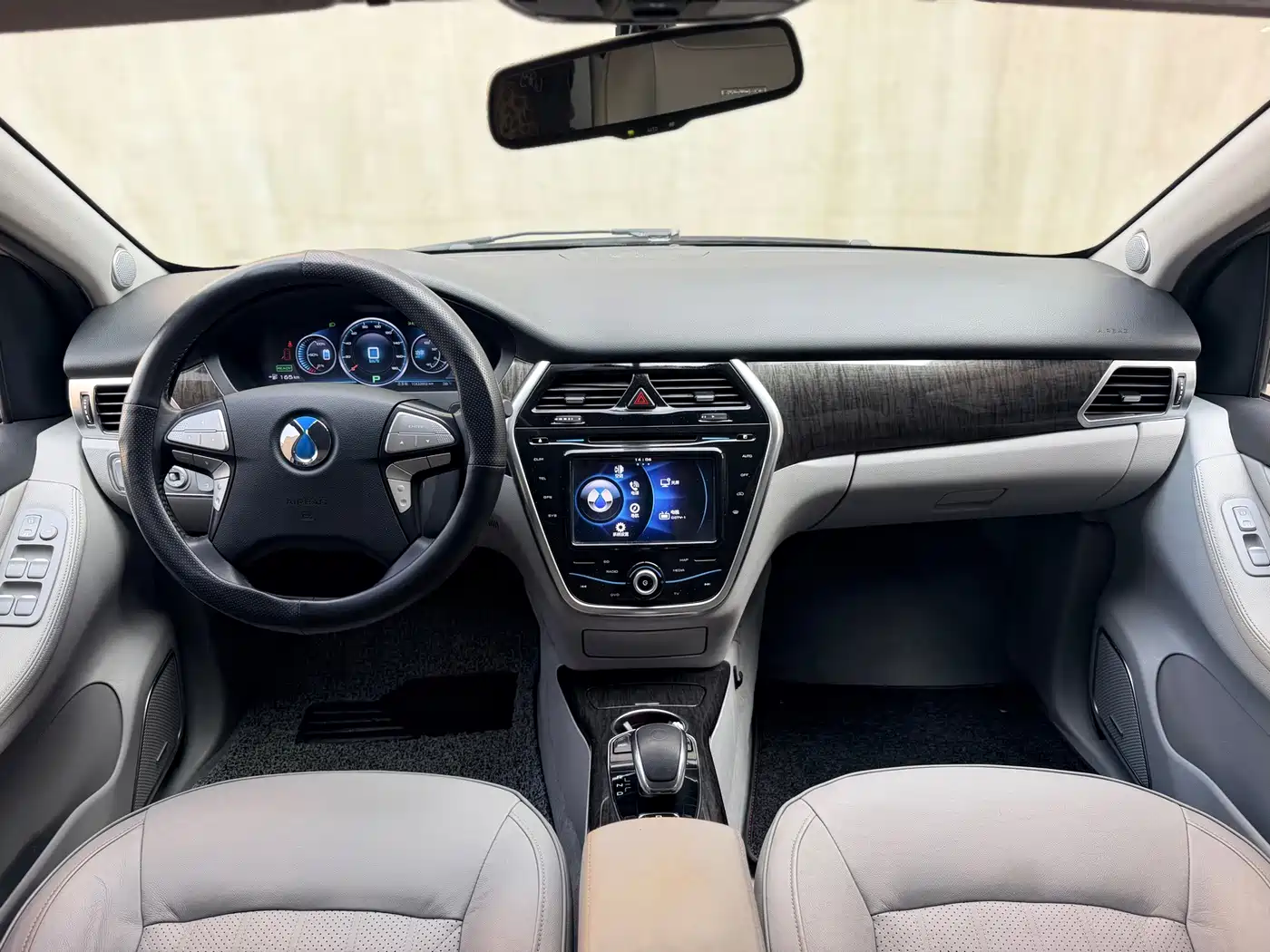 Denza Denza 2015 2014 Premium Edition